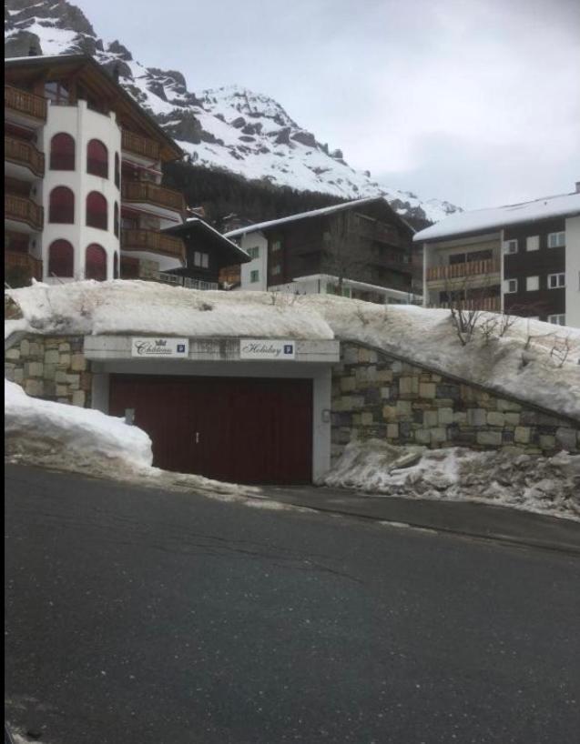 Holiday 88 Leukerbad Eksteriør bilde